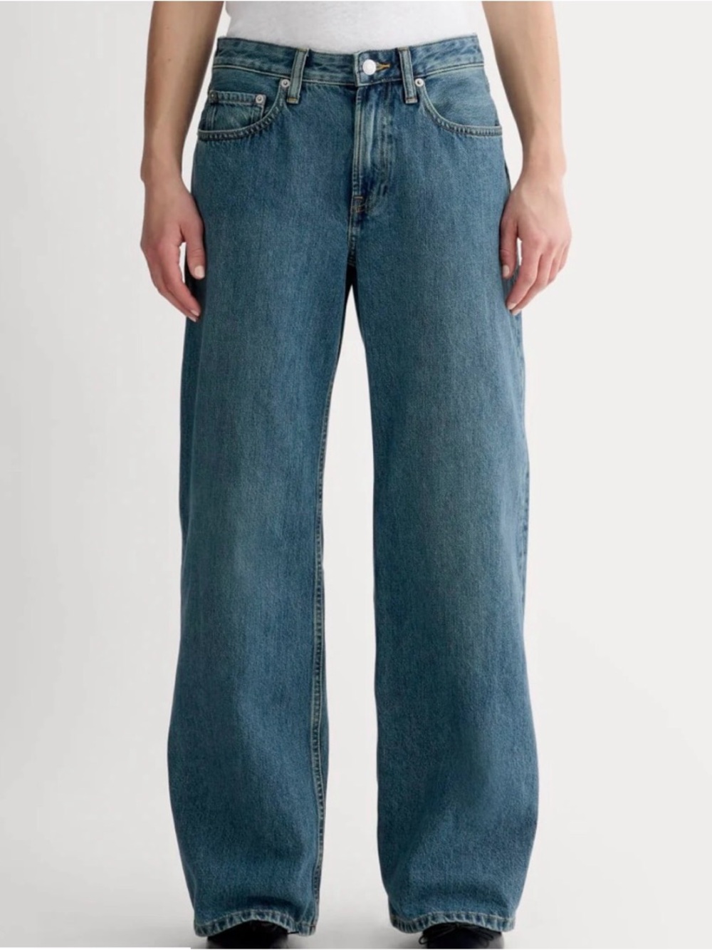 Everlane - The Mid-Way Jean in Whisper Blue (size: 28R) NWT